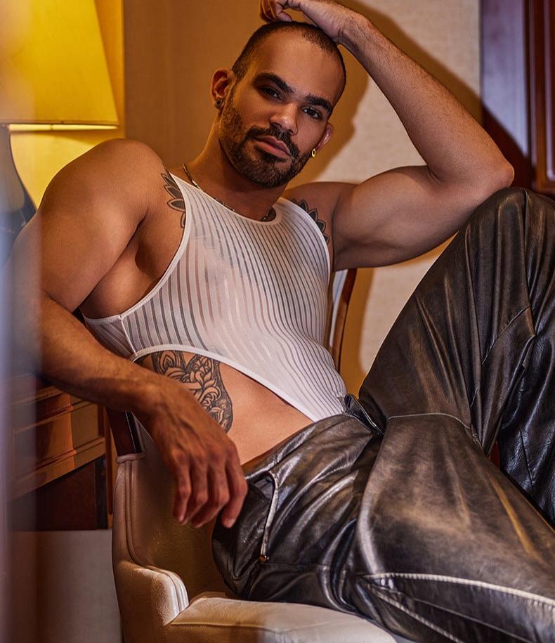 T string High Slit Bodysuit alternate view 7
